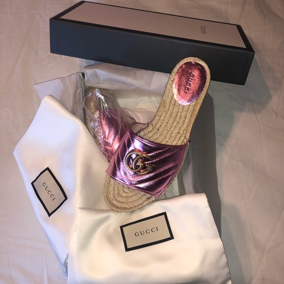 Gucci Pink Metallic Leather Espadrille Sandals - Picture 3 of 13